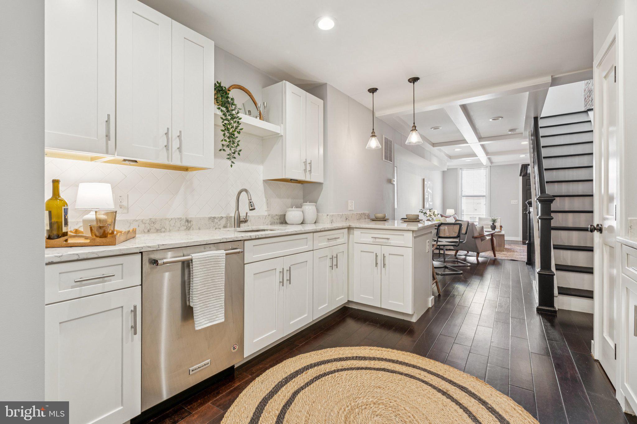 1431 RICHARDSON STREET