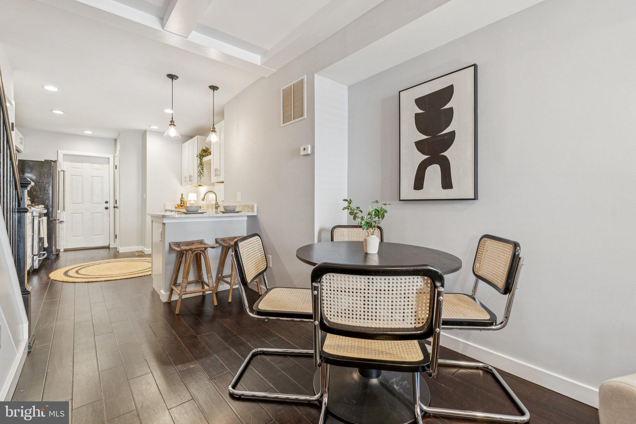 1431 RICHARDSON STREET