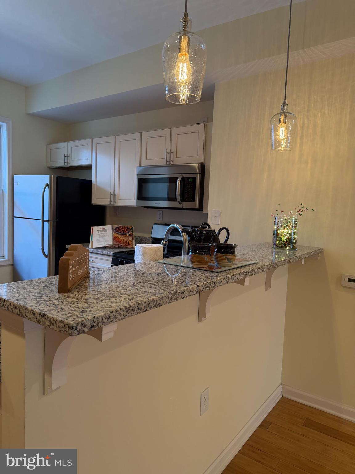 640 S ELLWOOD AVENUE