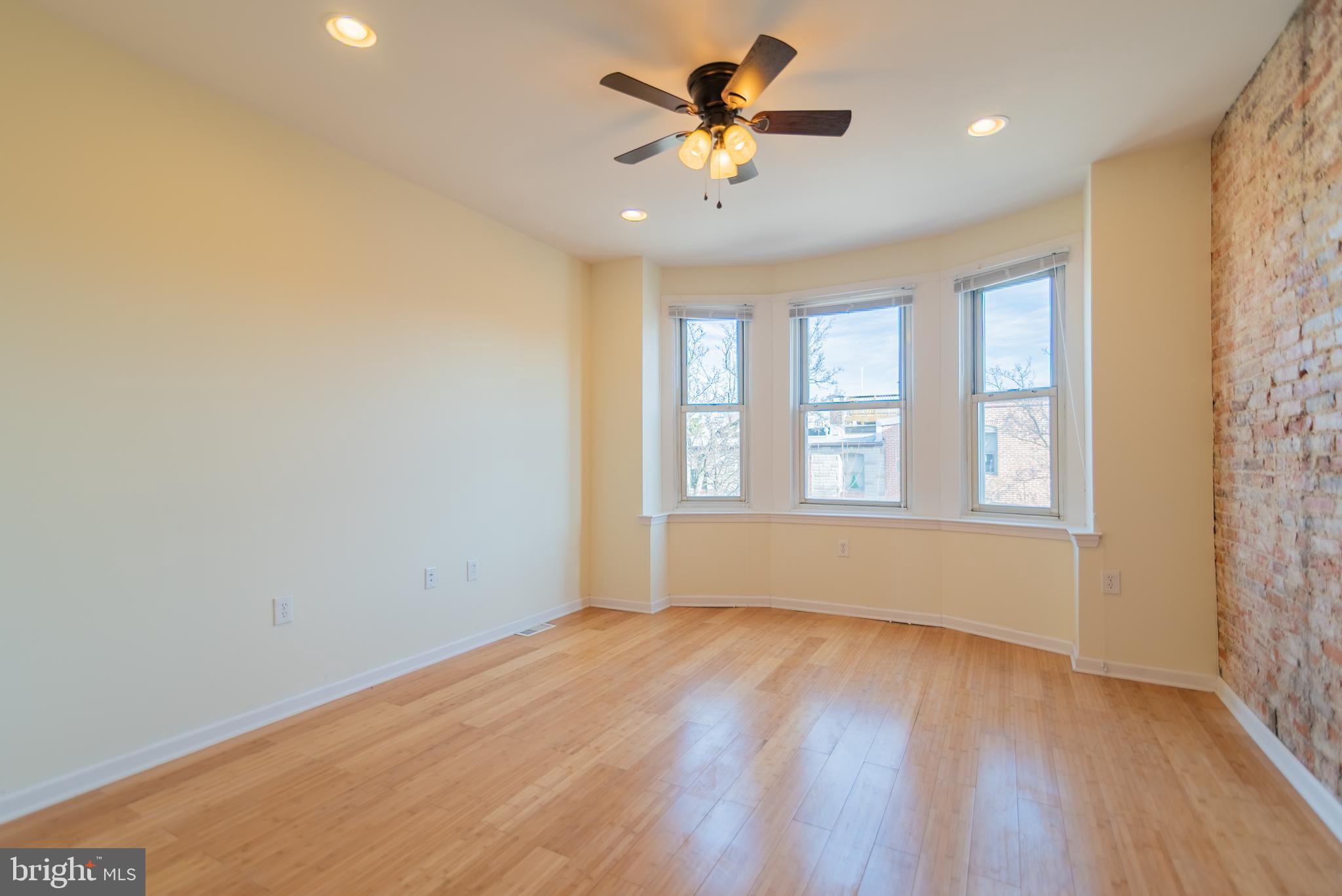 640 S ELLWOOD AVENUE