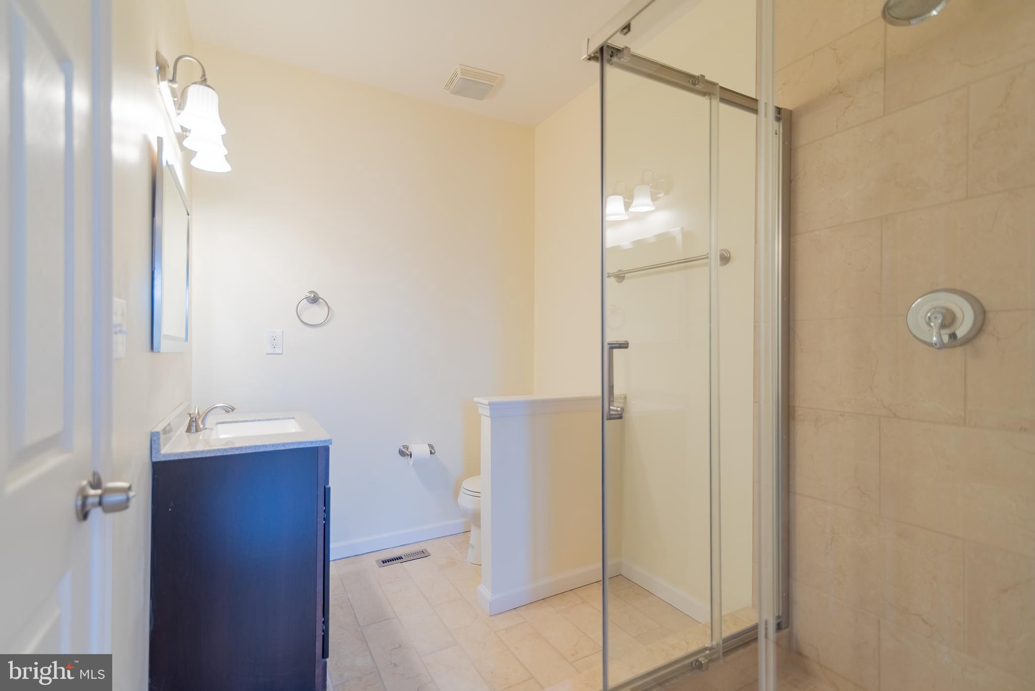 640 S ELLWOOD AVENUE