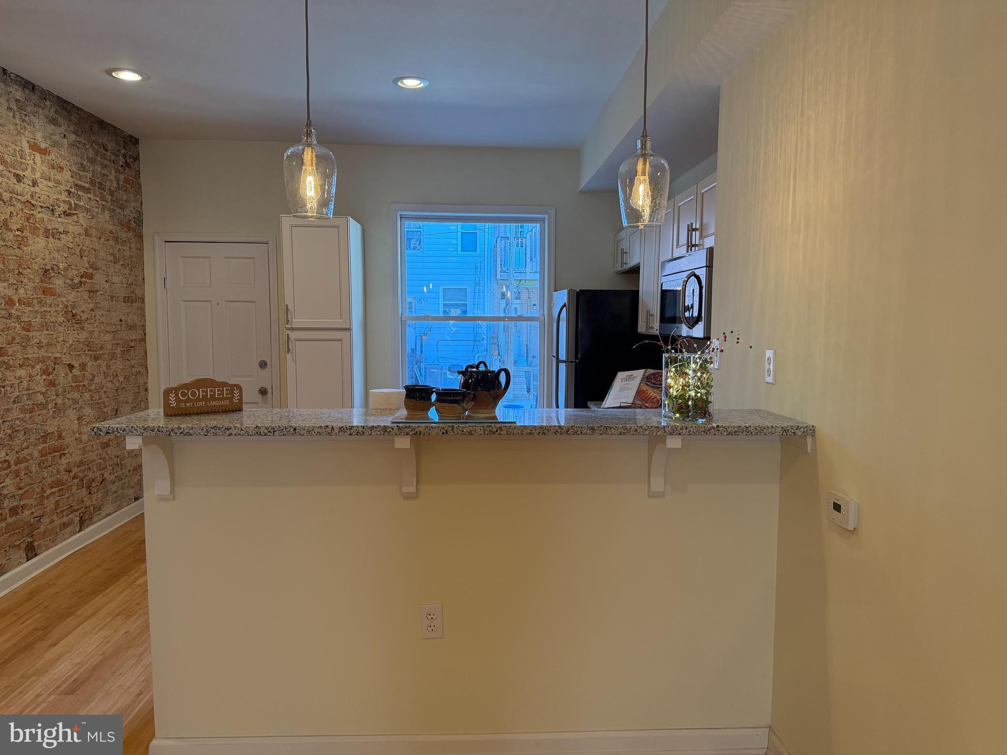 640 S ELLWOOD AVENUE