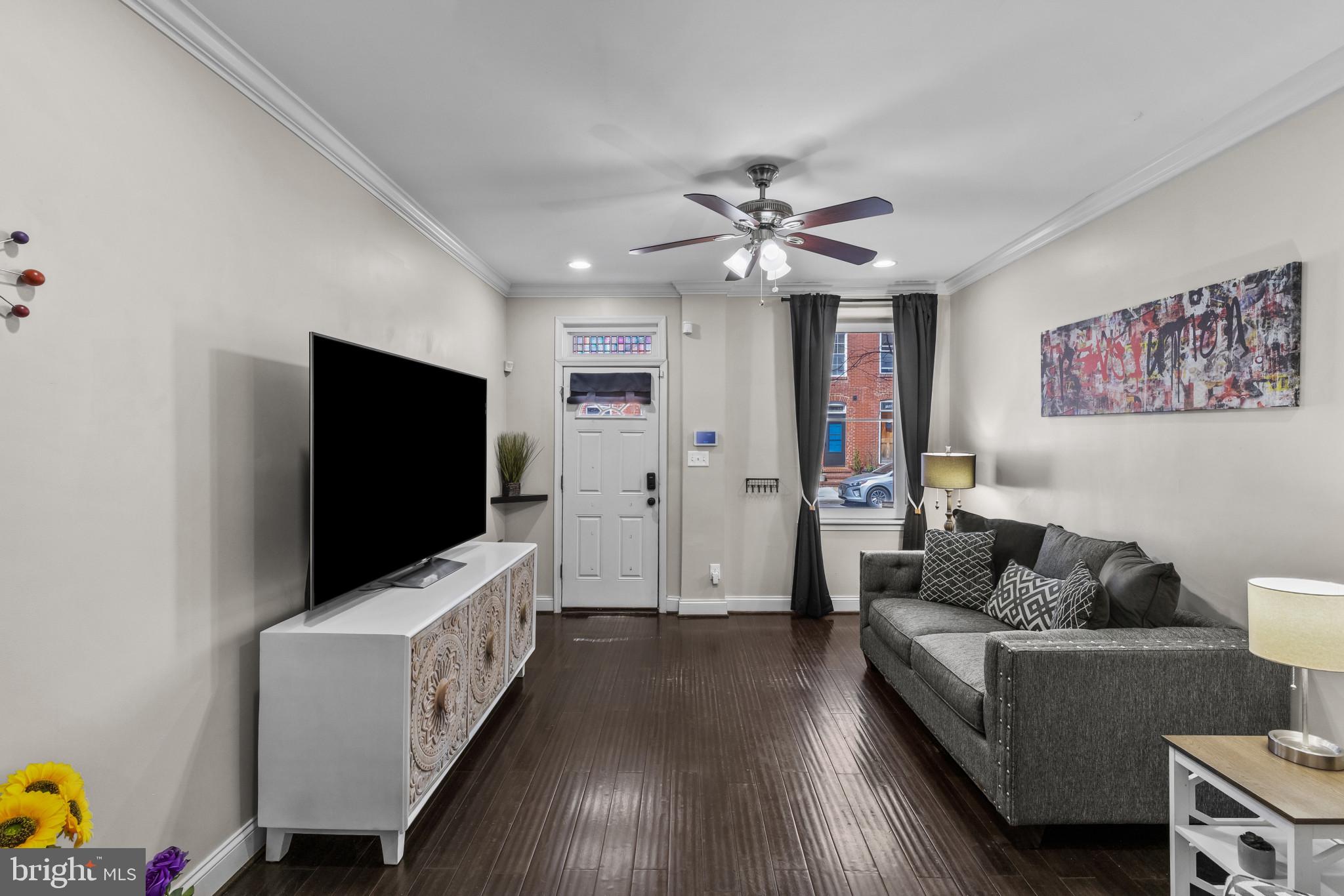 1739 E LOMBARD STREET