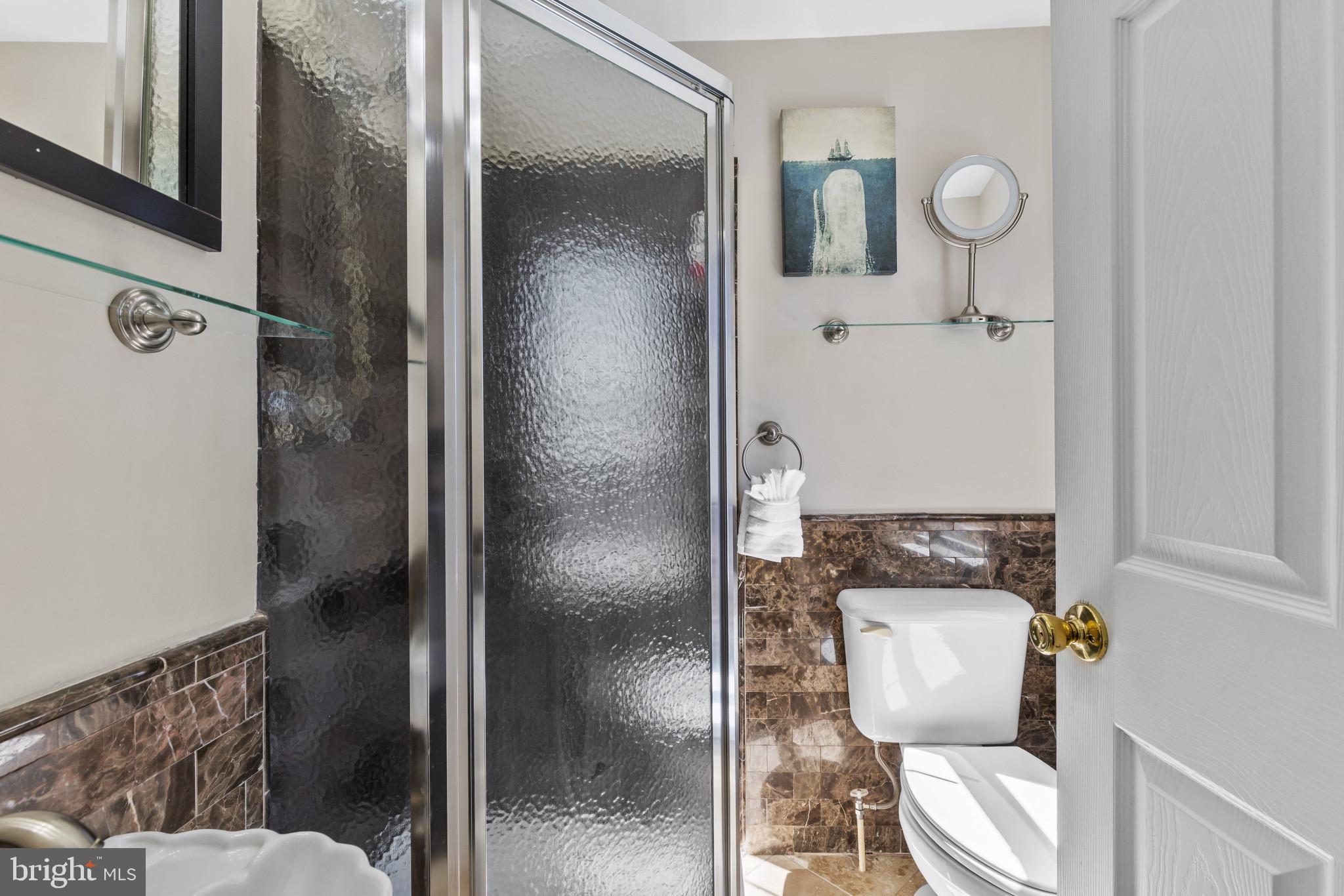 1739 E LOMBARD STREET