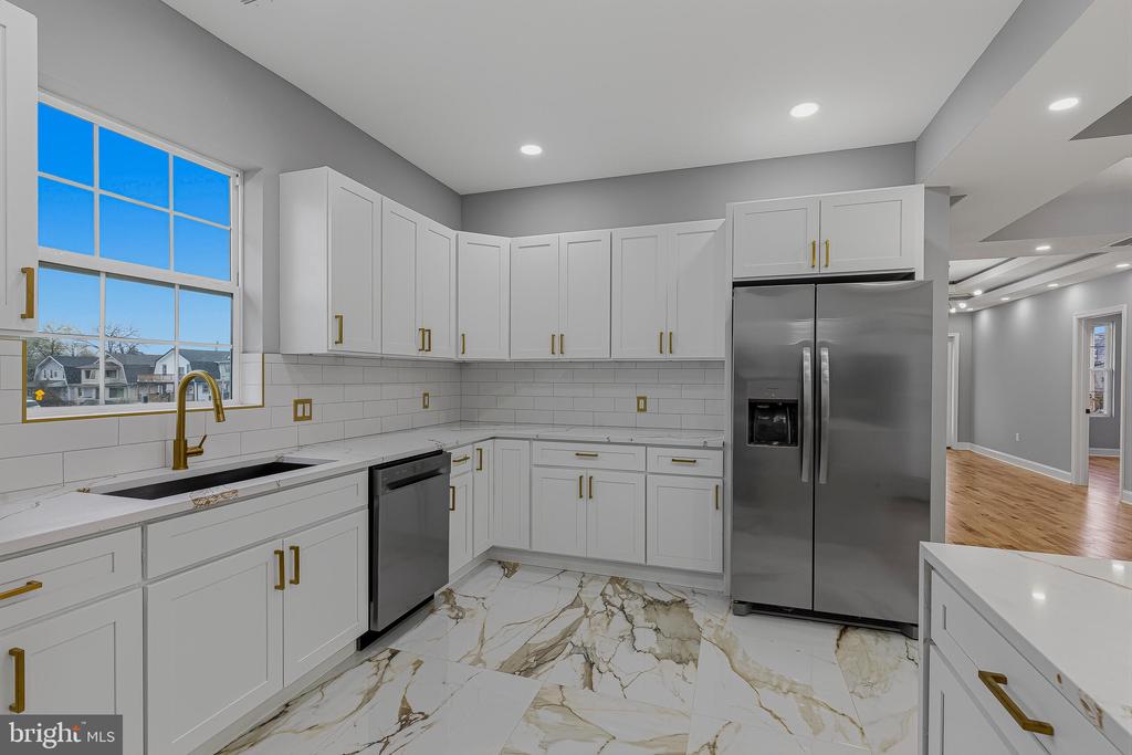 3600 W FOREST PARK AVENUE