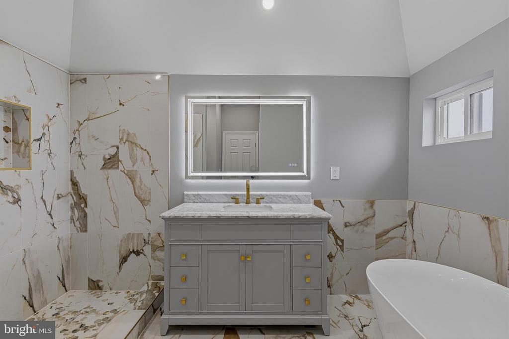 3600 W FOREST PARK AVENUE