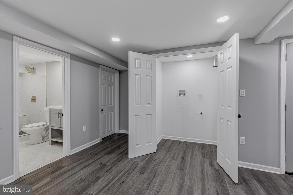 3600 W FOREST PARK AVENUE