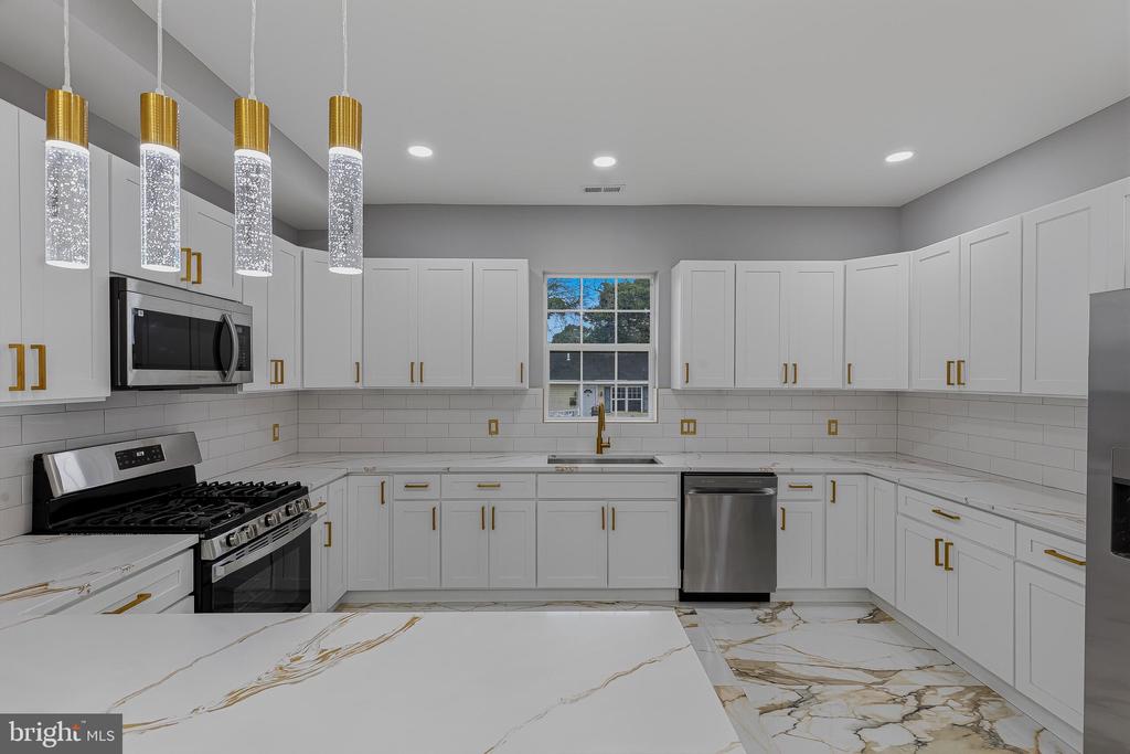 3600 W FOREST PARK AVENUE