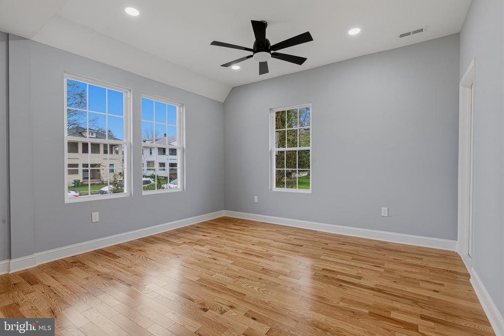 3600 W FOREST PARK AVENUE