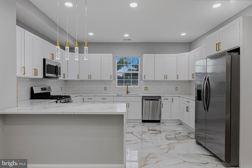 3600 W FOREST PARK AVENUE