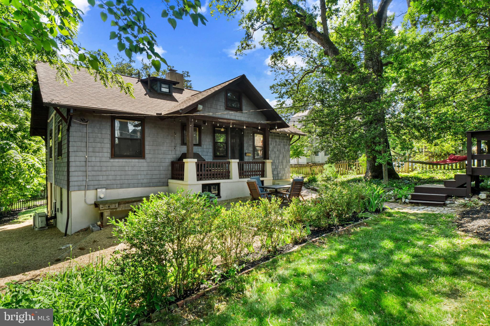 2900 RUECKERT AVENUE