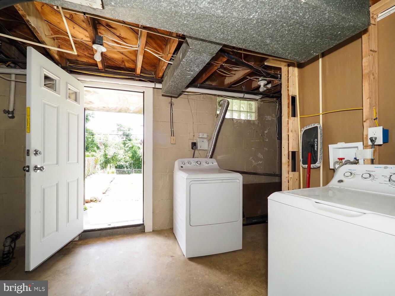 1685 LANGFORD ROAD