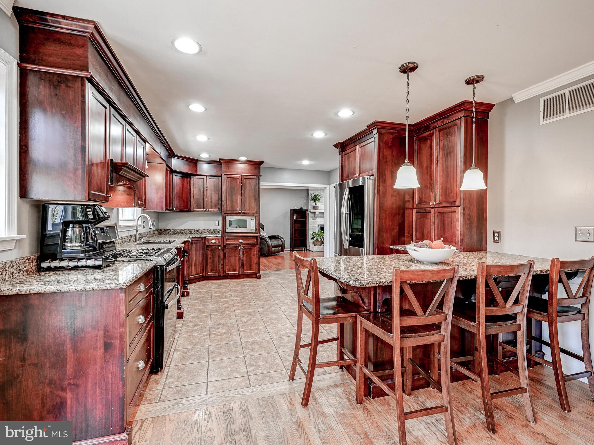 28 Stillway COURT