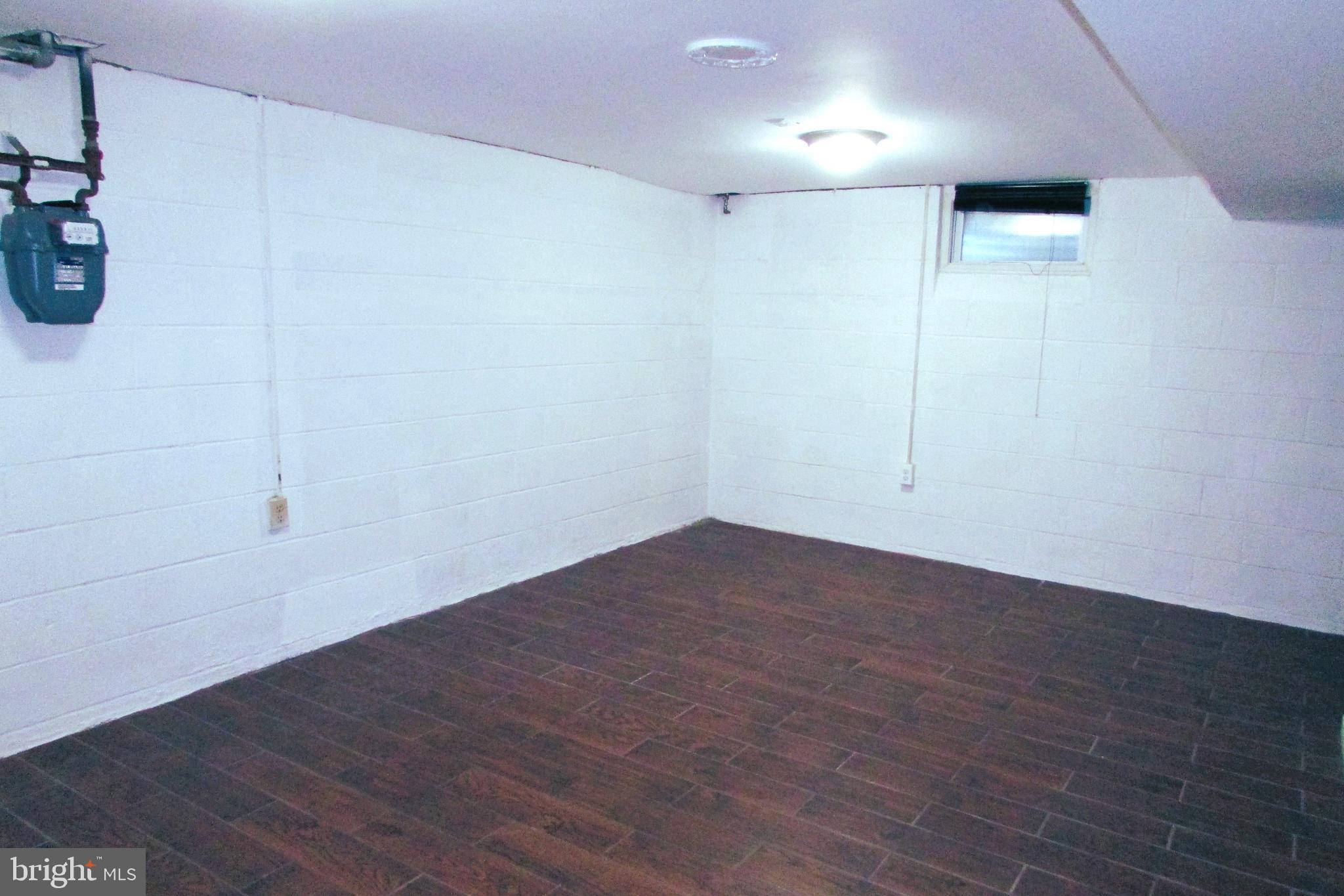 7105 Bexhill ROAD
