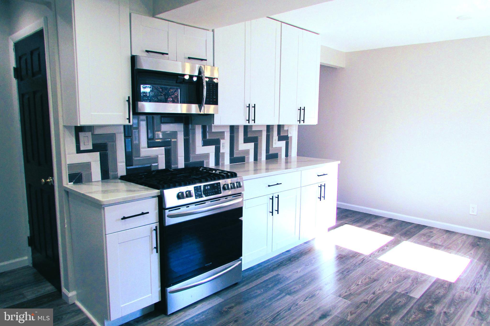 7105 Bexhill ROAD