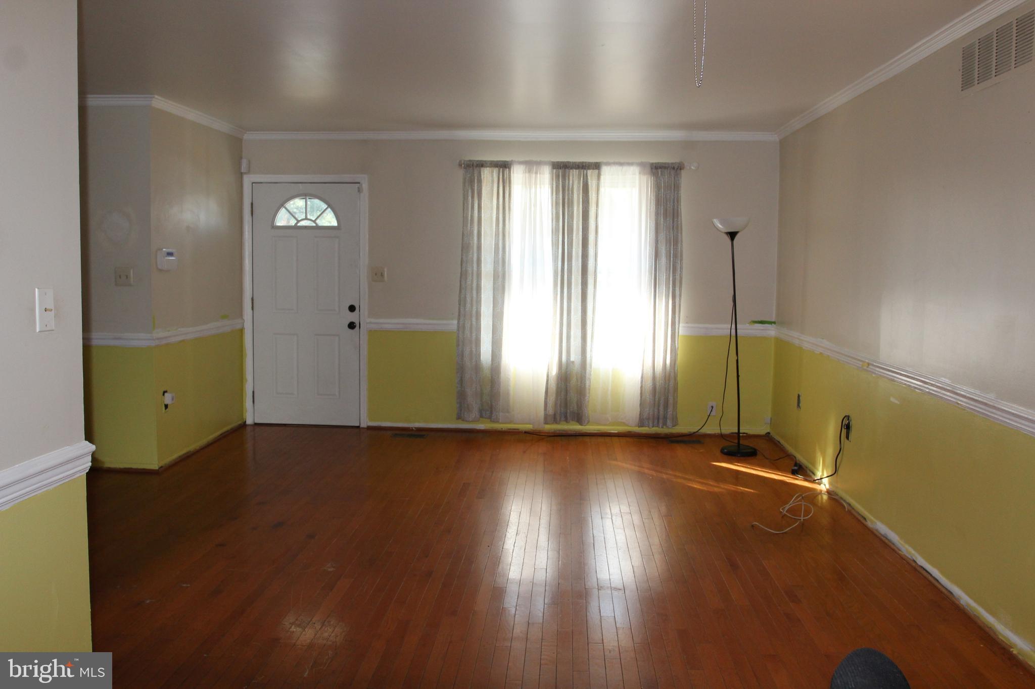 1229 Alexander Ave