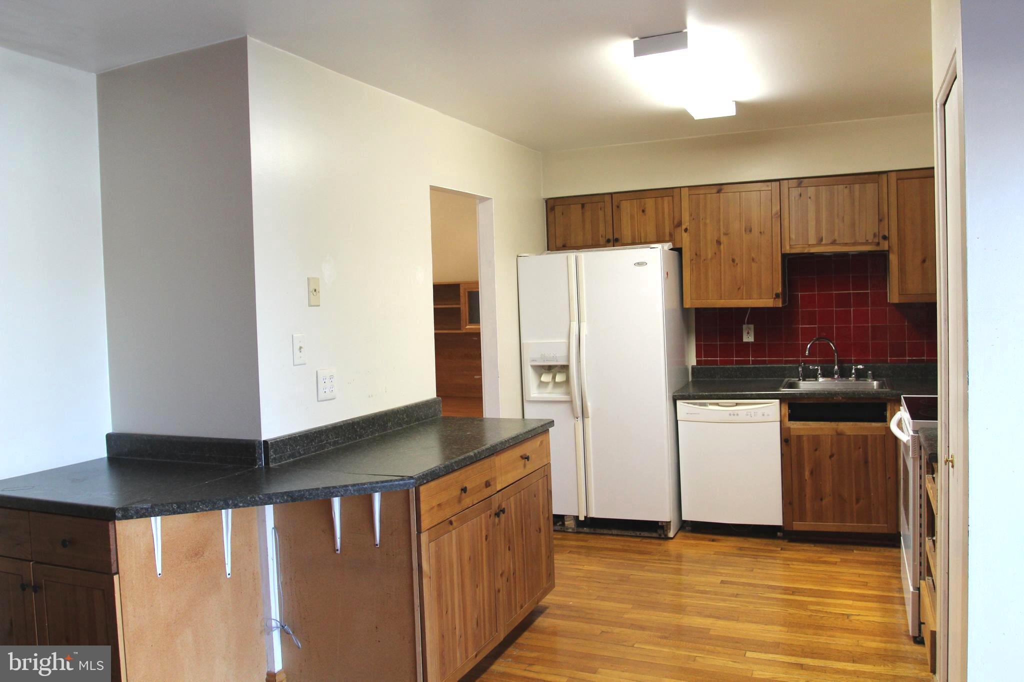 1229 Alexander Ave