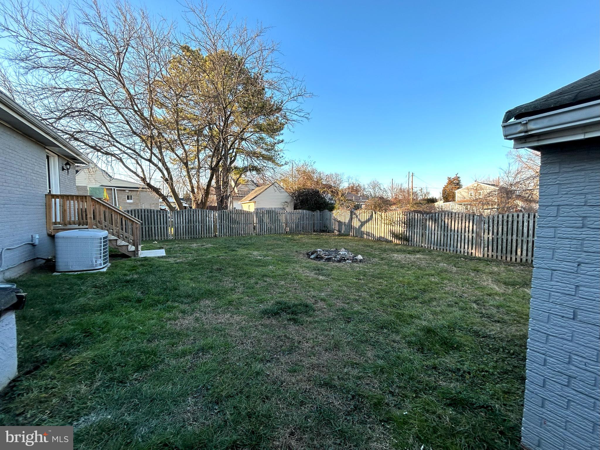 306 Severn Ave