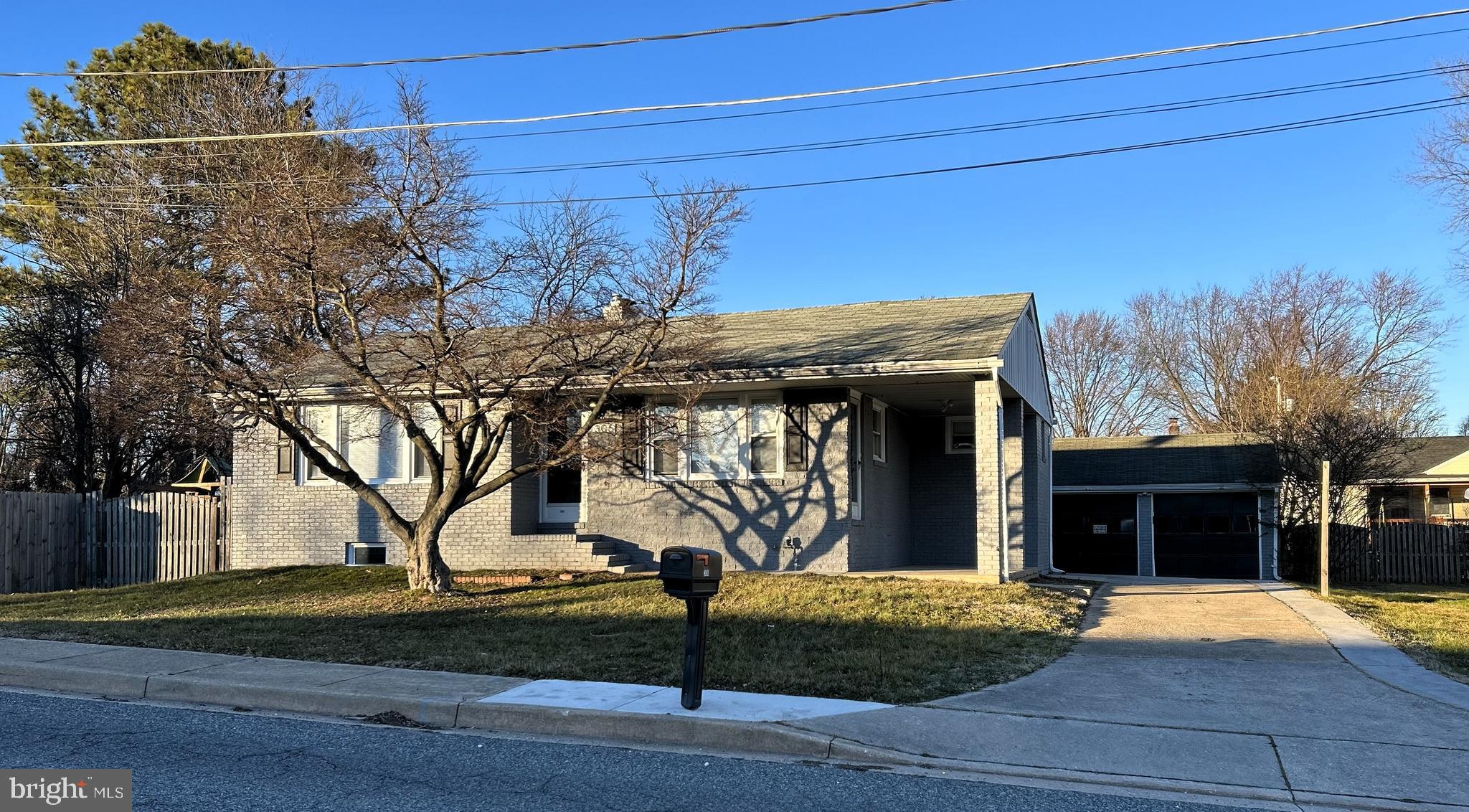 306 Severn Ave