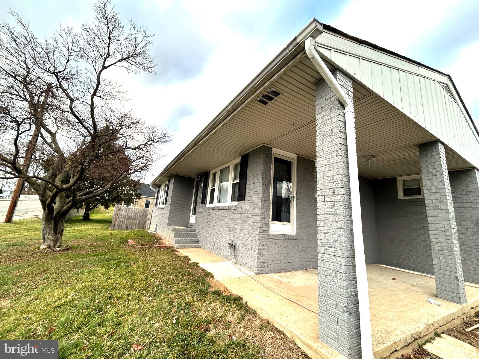 306 Severn Ave