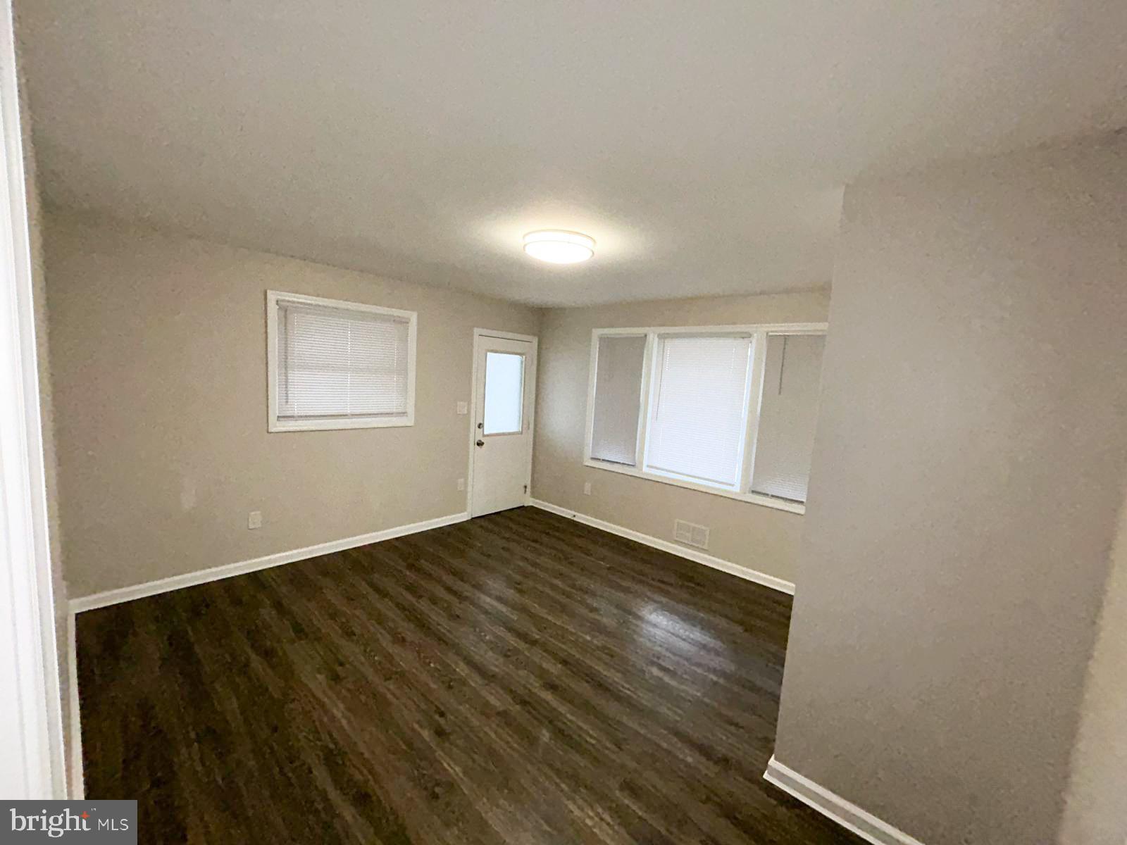306 Severn Ave