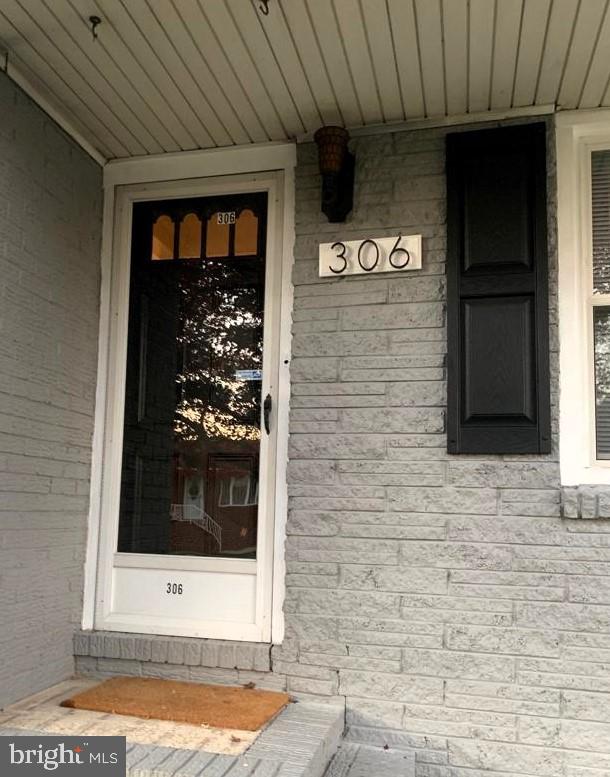 306 Severn Ave