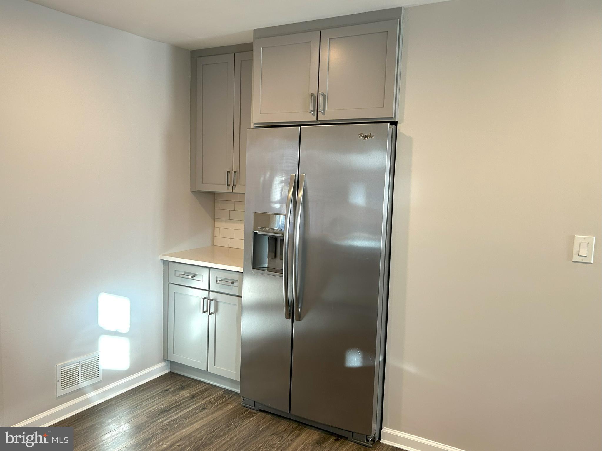 306 Severn Ave