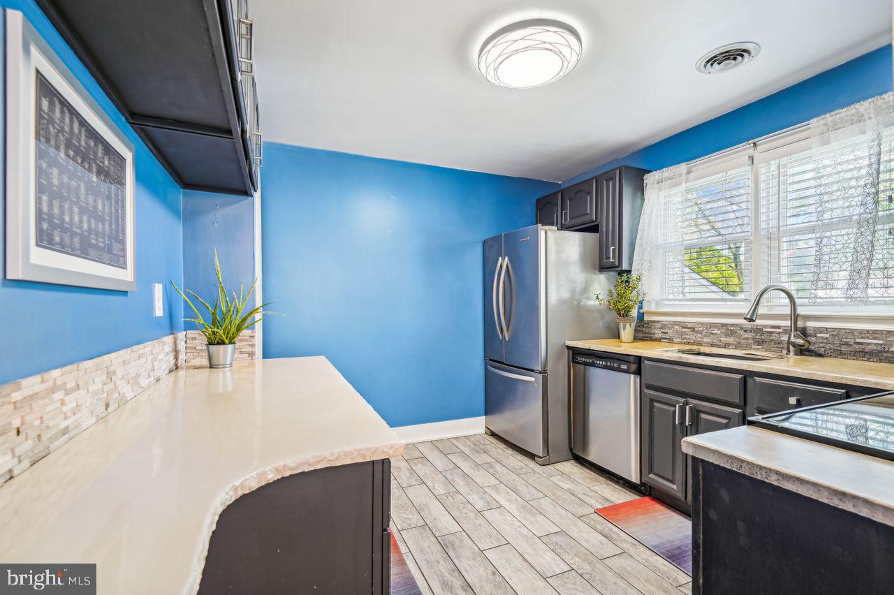200 Delight Rd