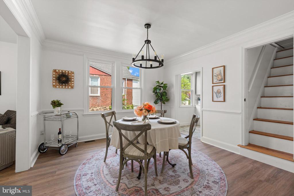 6424 Gilmore
