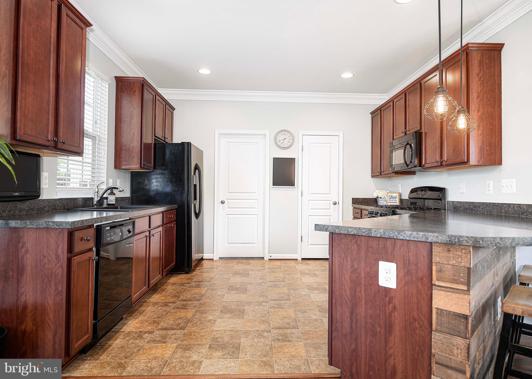 8318 Bufflehead Dr