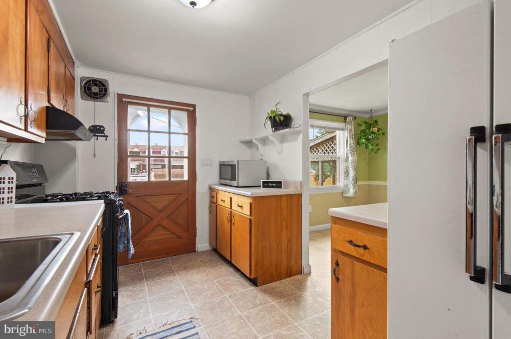 3246 Ryerson Cir