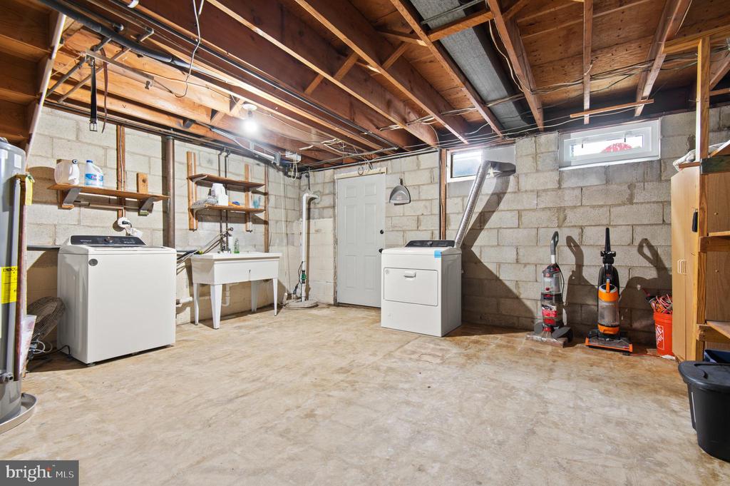 3246 Ryerson Cir