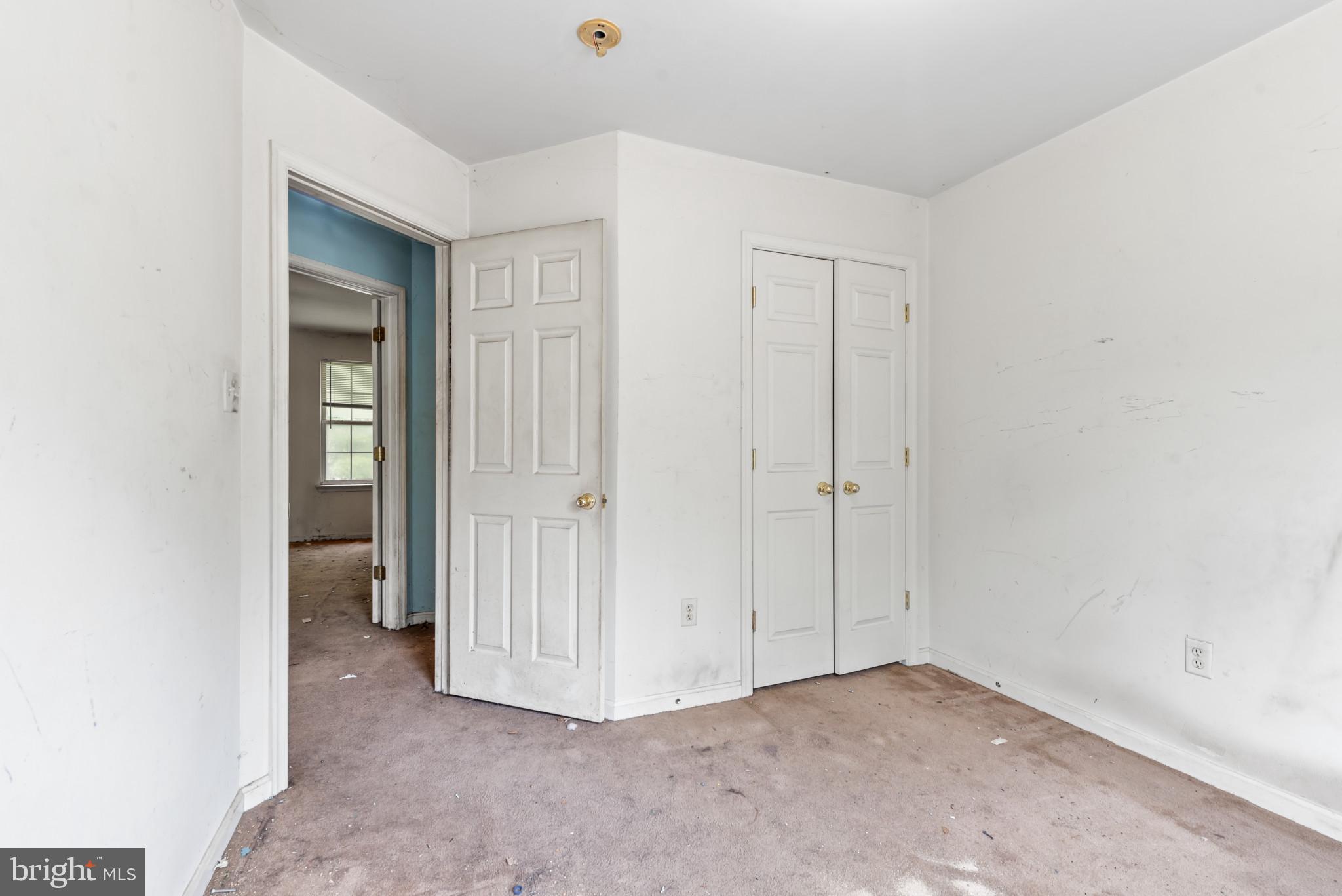 1660 Hopewell Ave