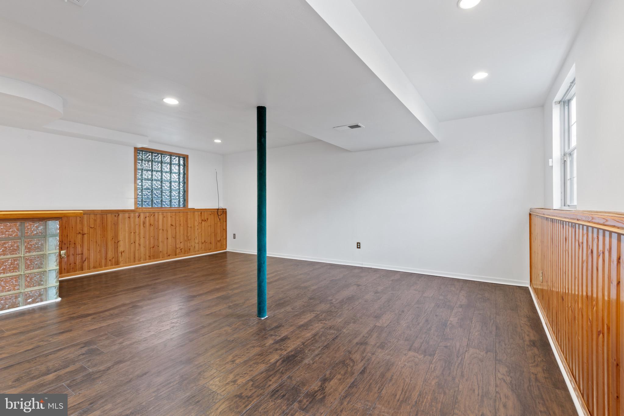 7 Olivia Ct