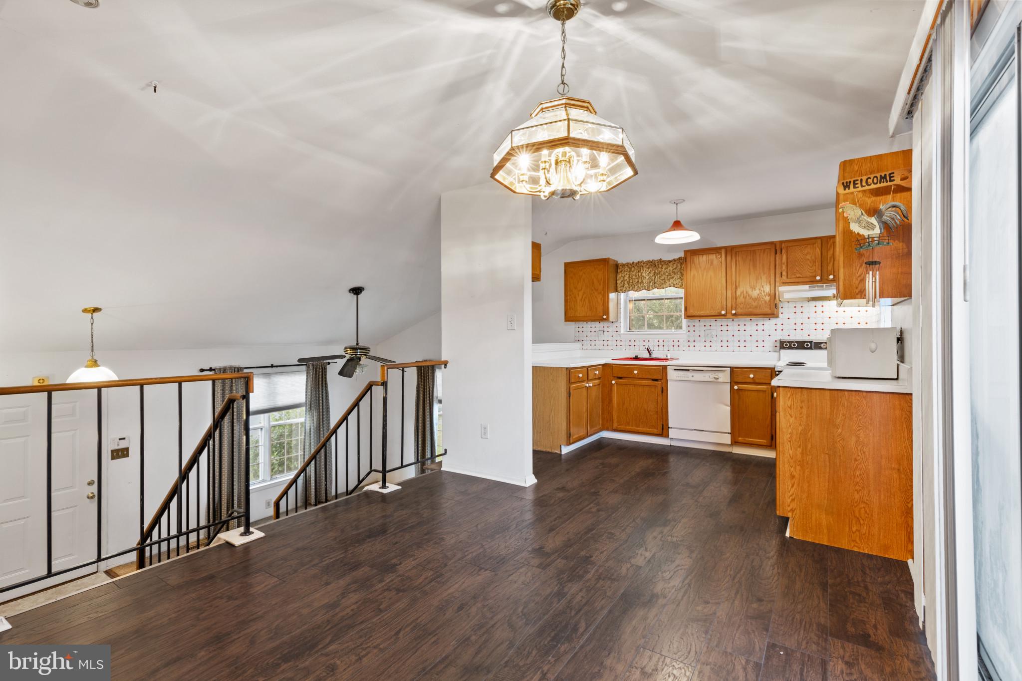 7 Olivia Ct