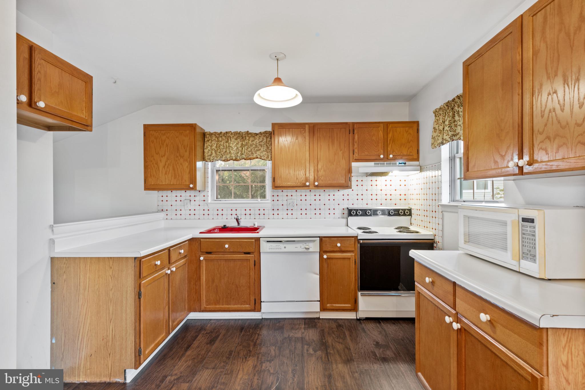 7 Olivia Ct