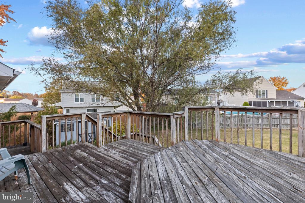 7 Olivia Ct
