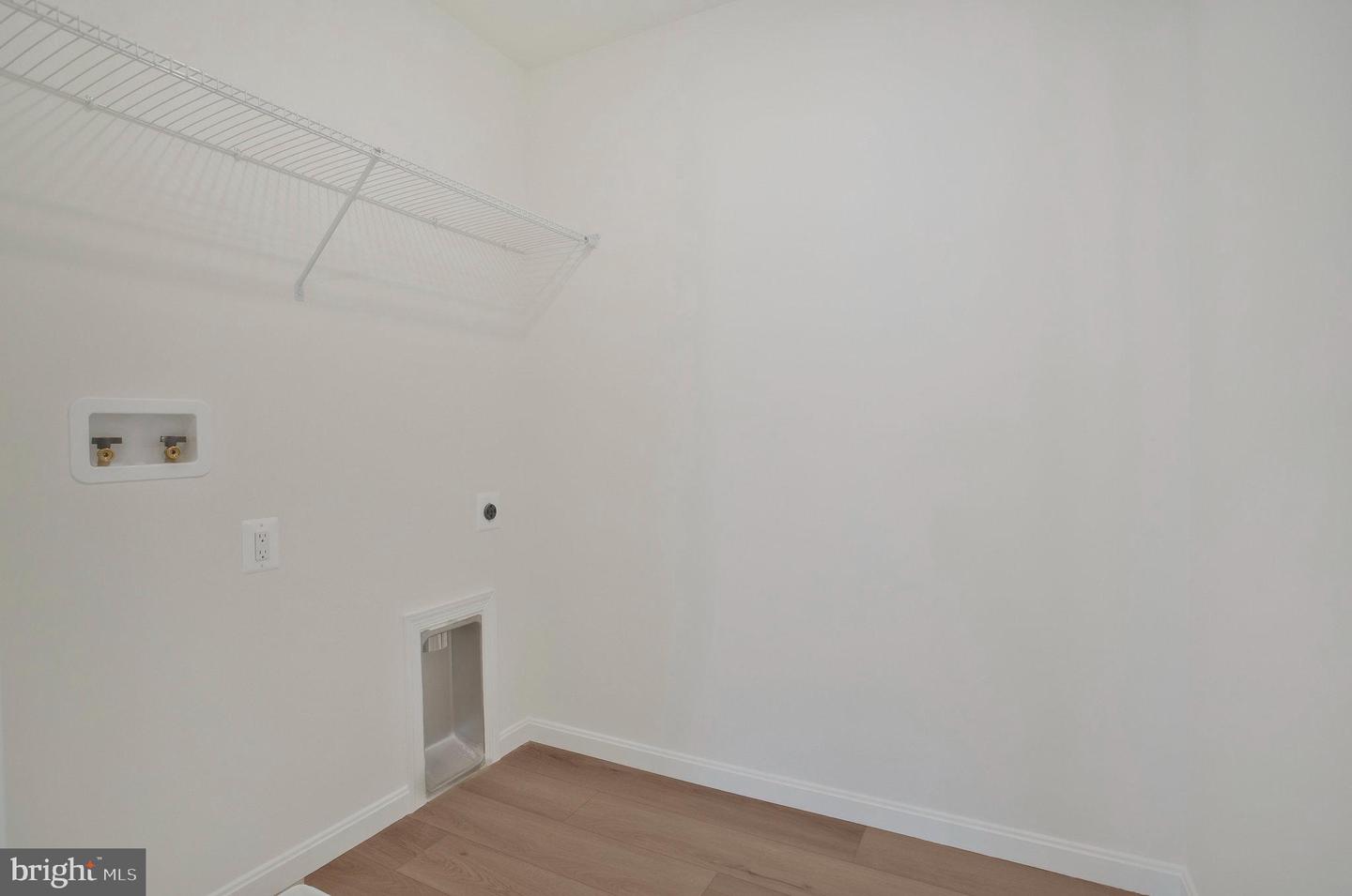 6 Brooks Nolen Way
