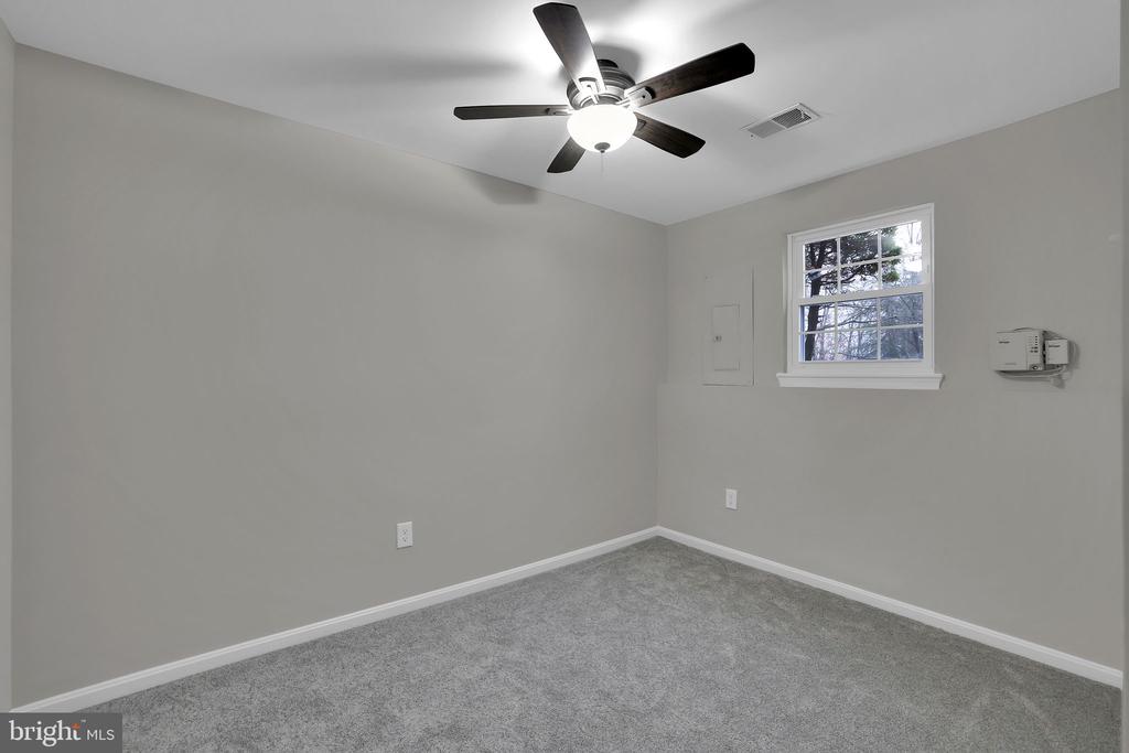 24 Wyegate Ct