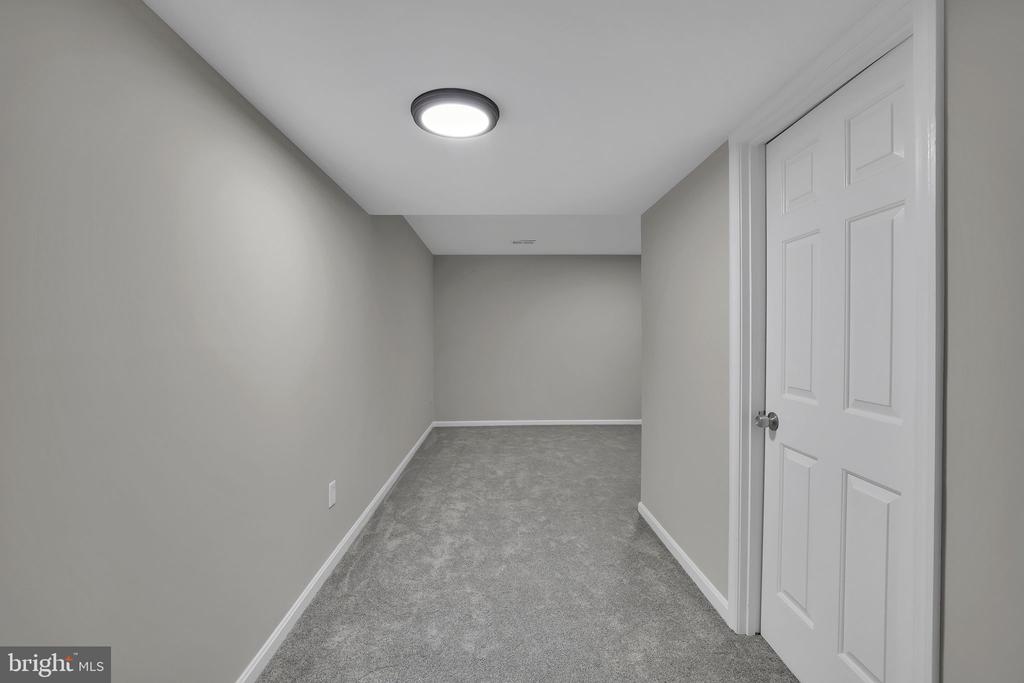 24 Wyegate Ct