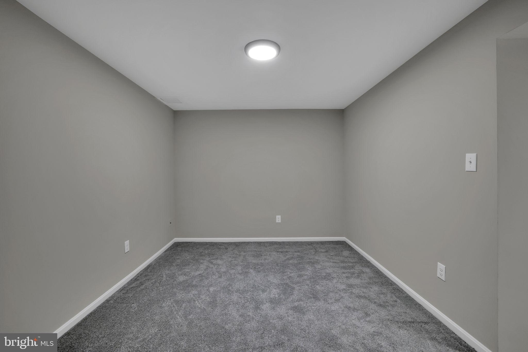 24 Wyegate Ct