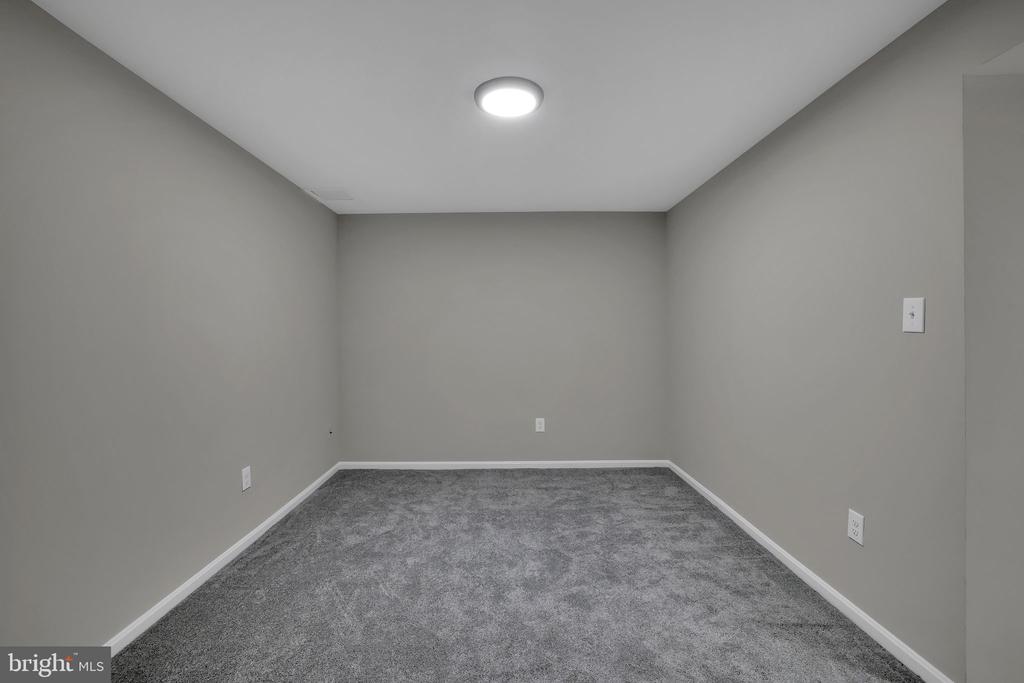 24 Wyegate Ct
