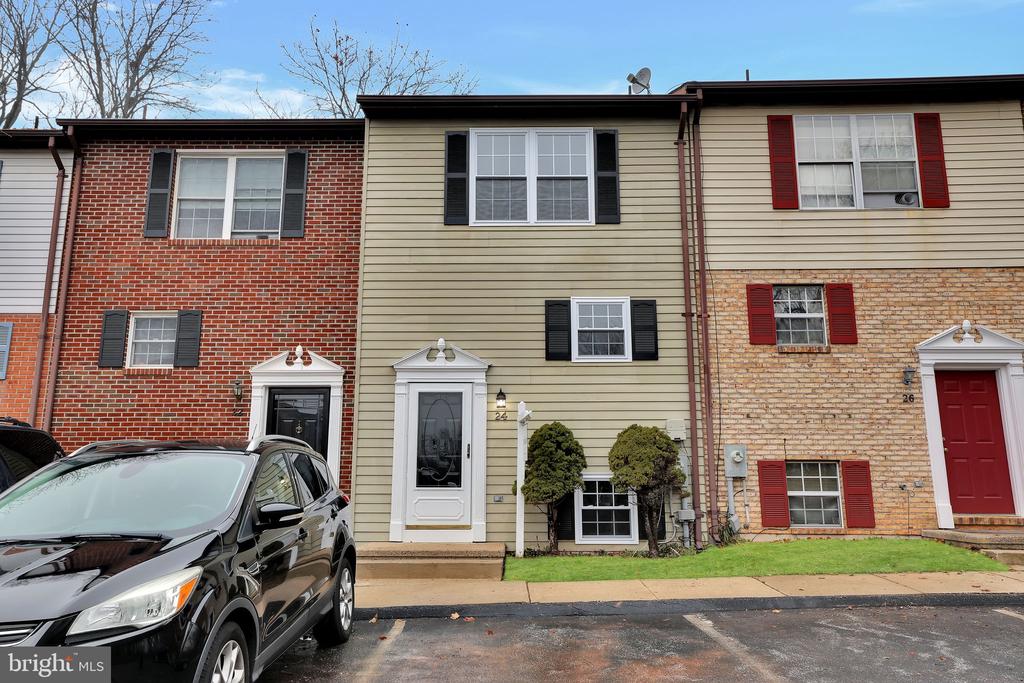 24 Wyegate Ct
