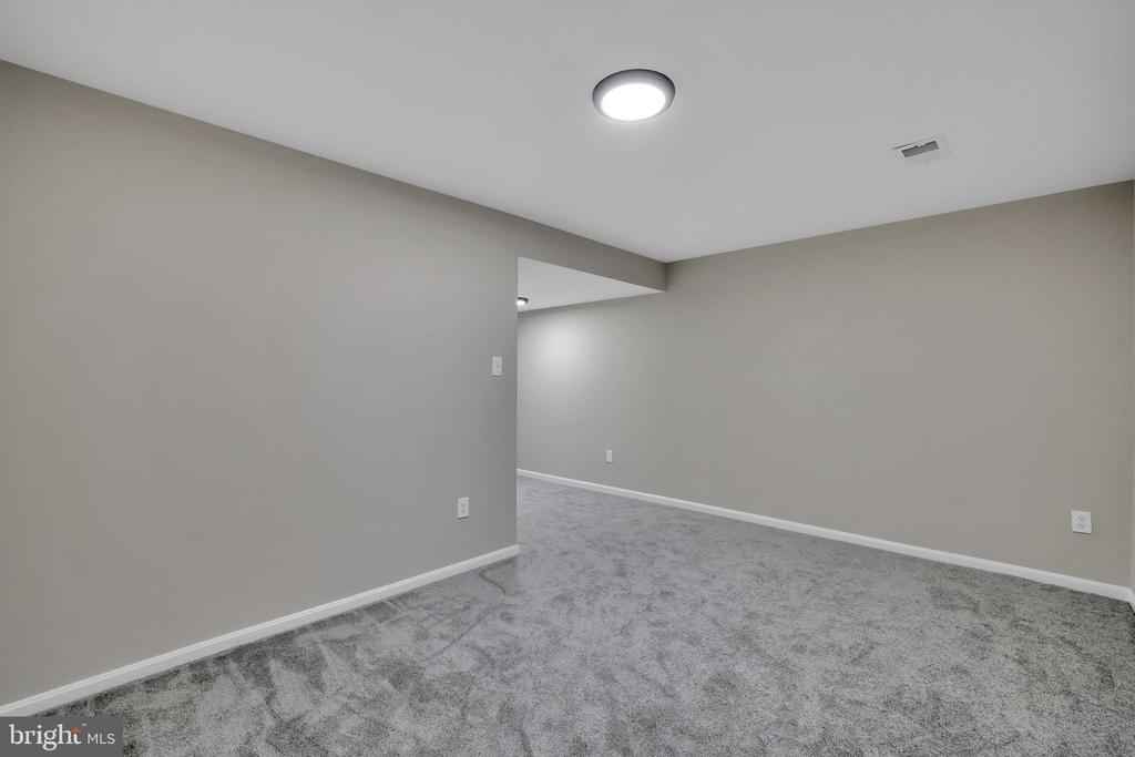 24 Wyegate Ct