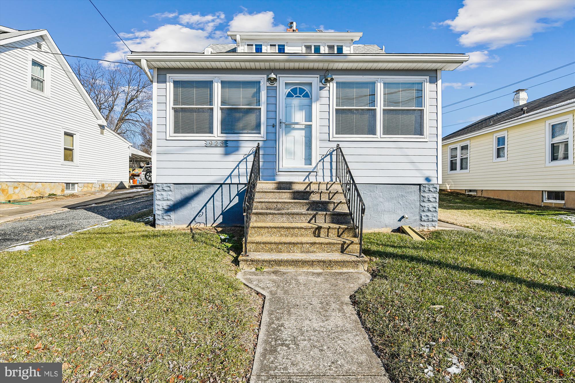 923 Courtney Rd
