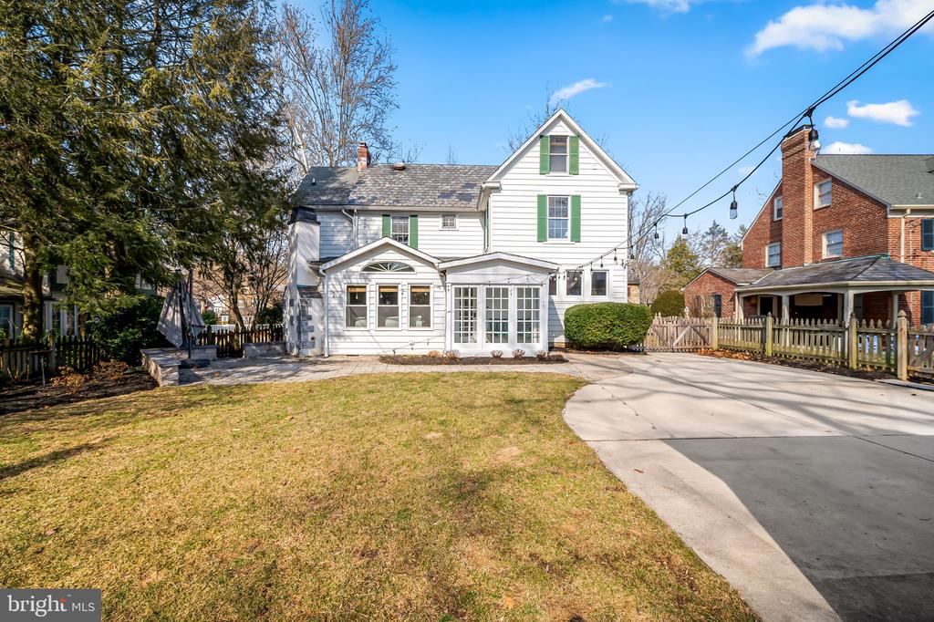703 Chumleigh Rd
