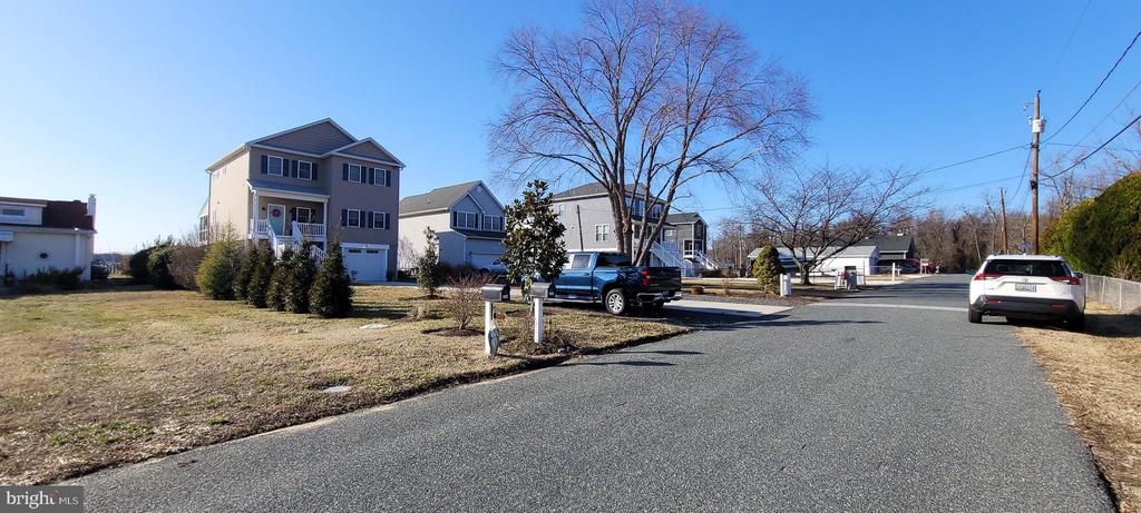 BEECHWOOD AVENUE