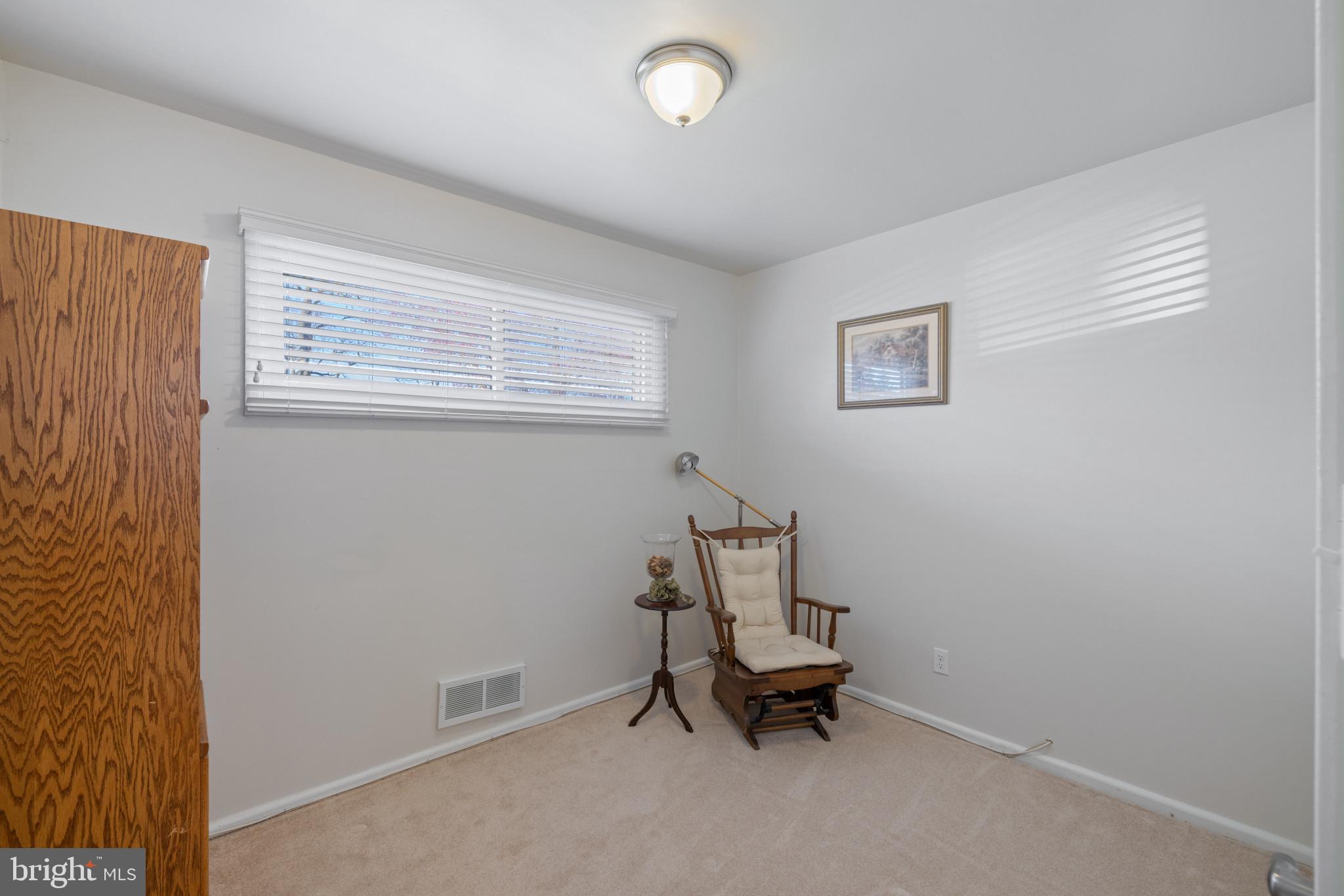 3709 Courtleigh Dr