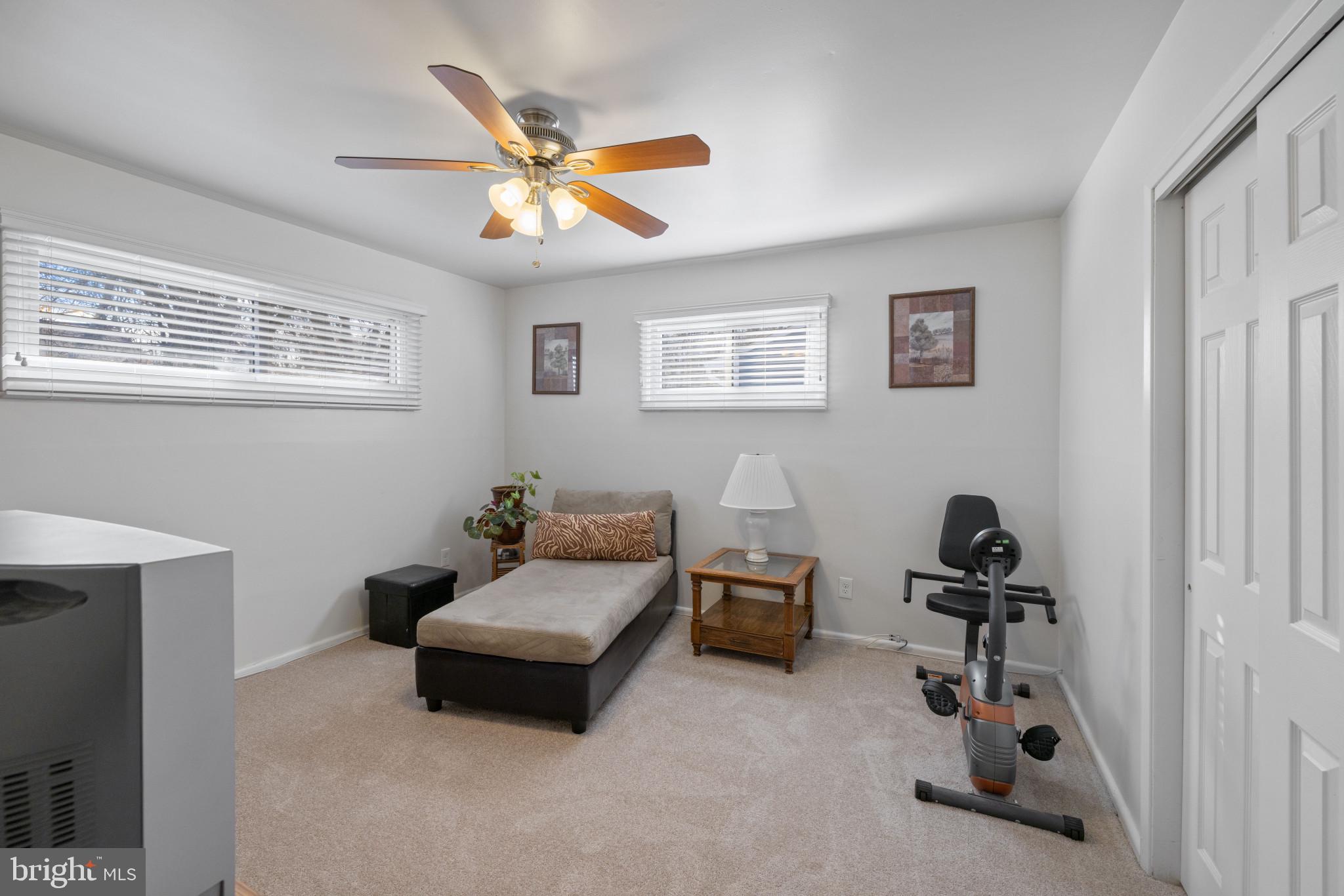 3709 Courtleigh Dr