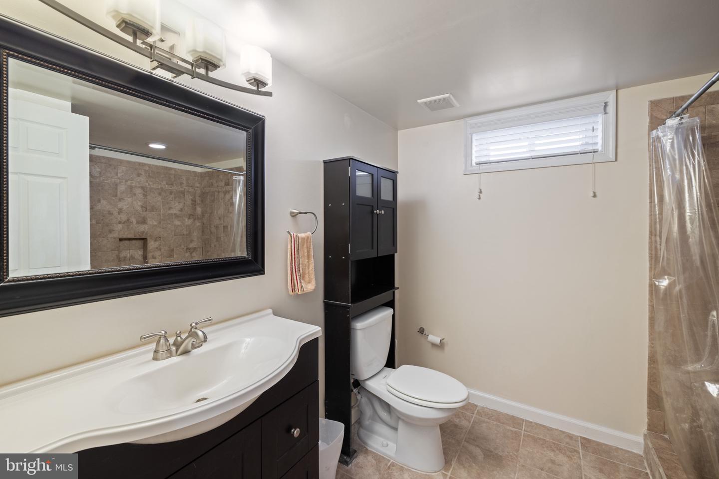 3709 Courtleigh Dr